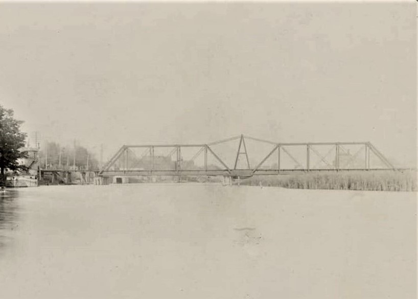 DT&I Bridge Over Rouge River