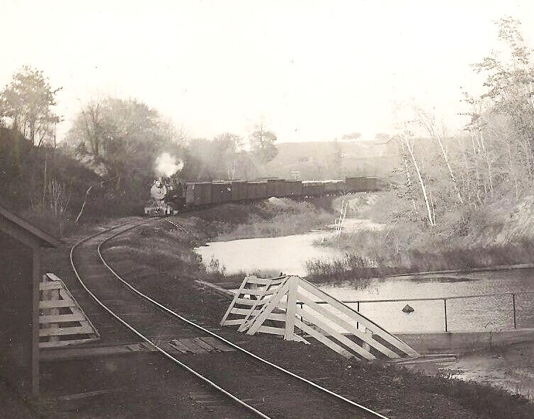 PM Train near Newaygo 1912