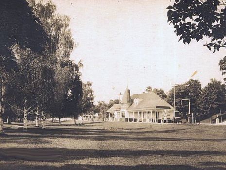 Charlevoix Depot