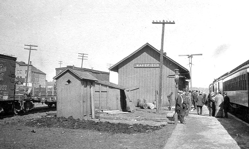 C&NW Wakefield Depot