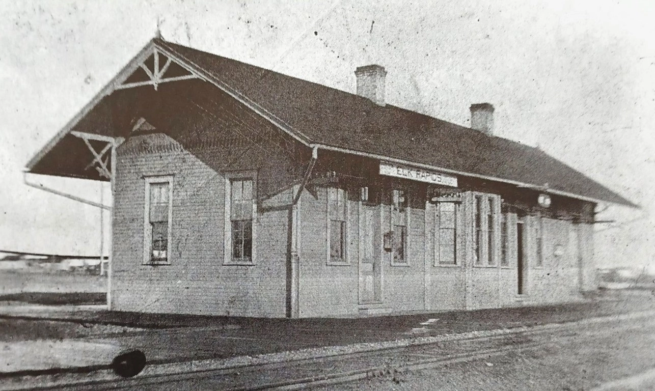 PM ELk Rapids Depot