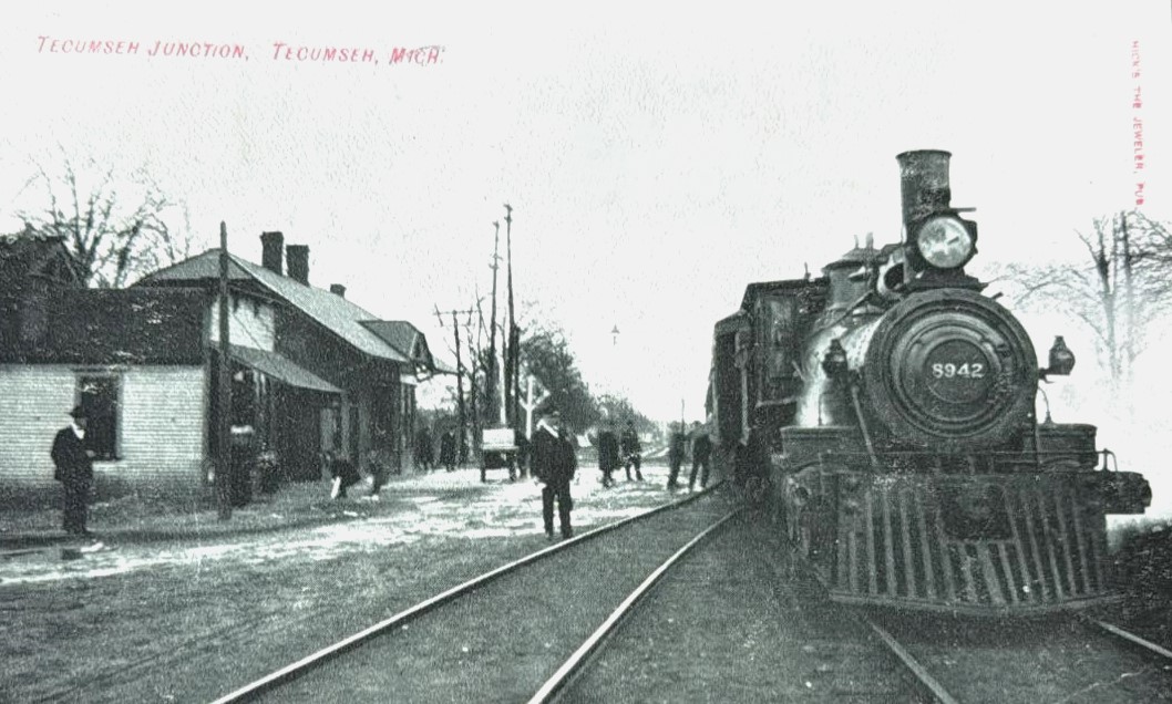 LS&MS 8942 at Tecumseh Junction